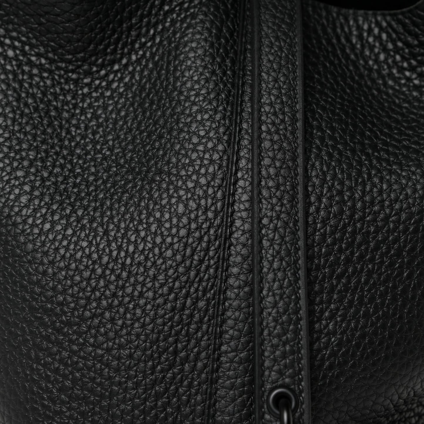 Taurillon Clemence Monochrome Picotin Lock 18 PM Black