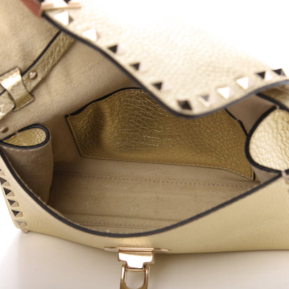Valentino Garavani Metallic Pebbled Calfskin Medium Rockstud Flip Lock Crossbody Bag Platino 5 of 10