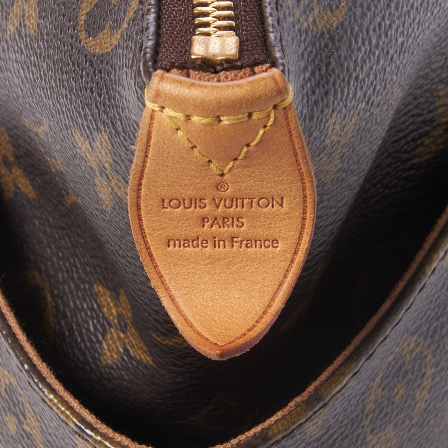Louis Vuitton Monogram Totally PM 8 of 8