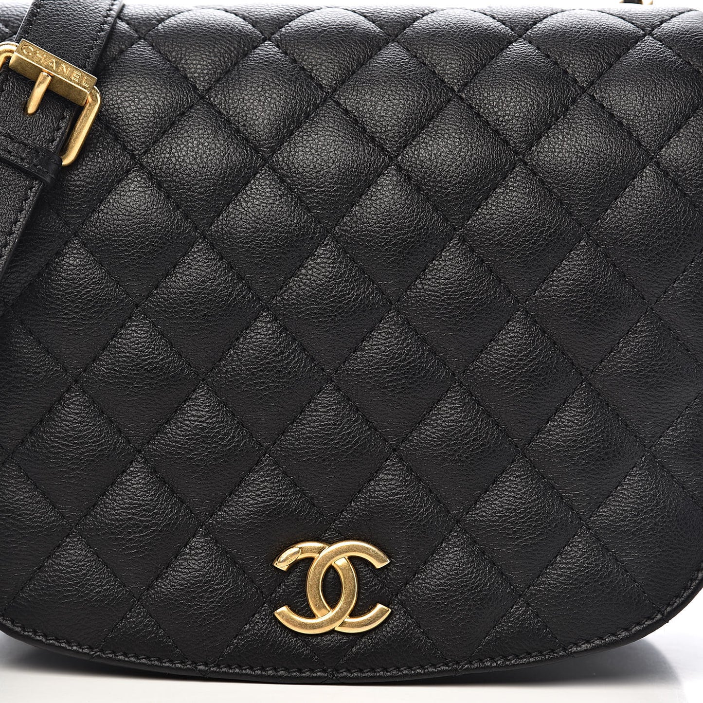 Grained Calfskin Quilted Messenger Flap Black