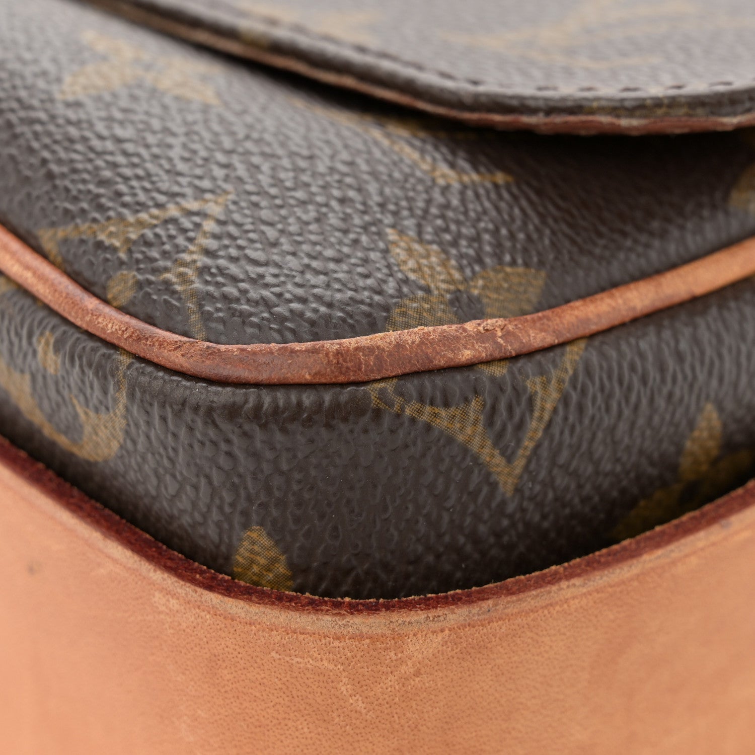 Louis Vuitton Monogram Cartouchiere 22 16 of 16