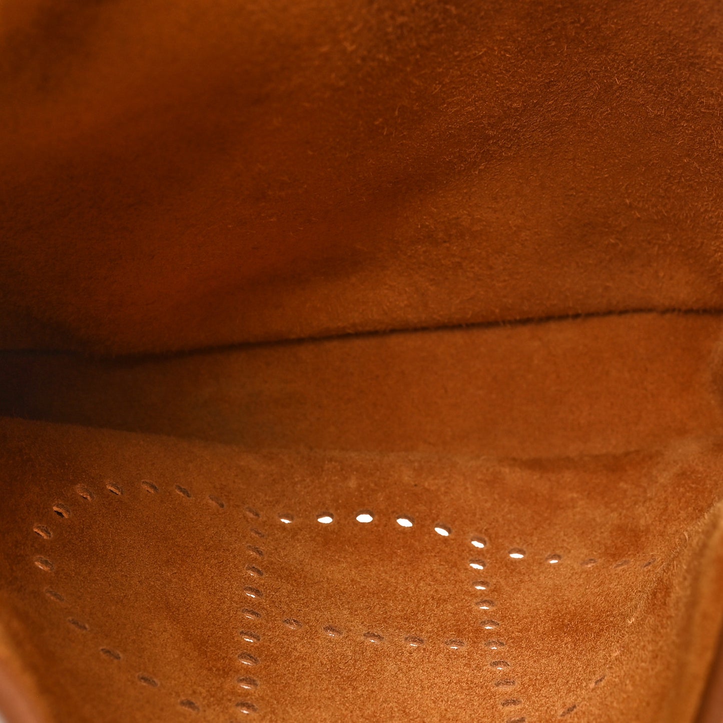 Taurillon Clemence EVELYNE III PM Gold