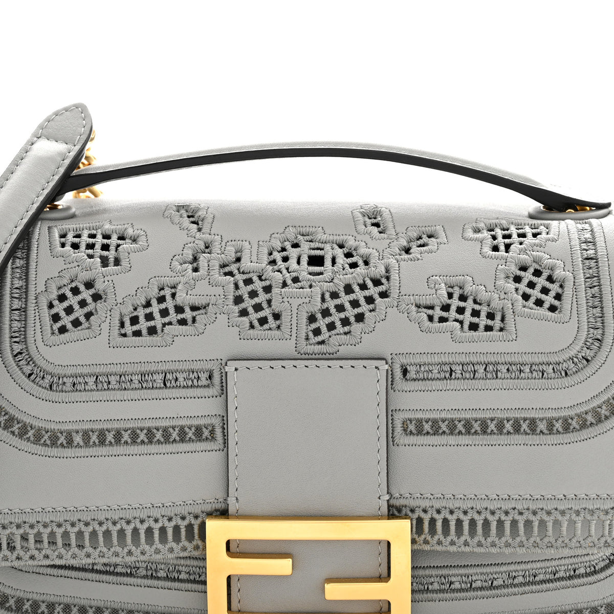 Nappa Apolo Floral Embroidered Chain Baguette Ghiaccio