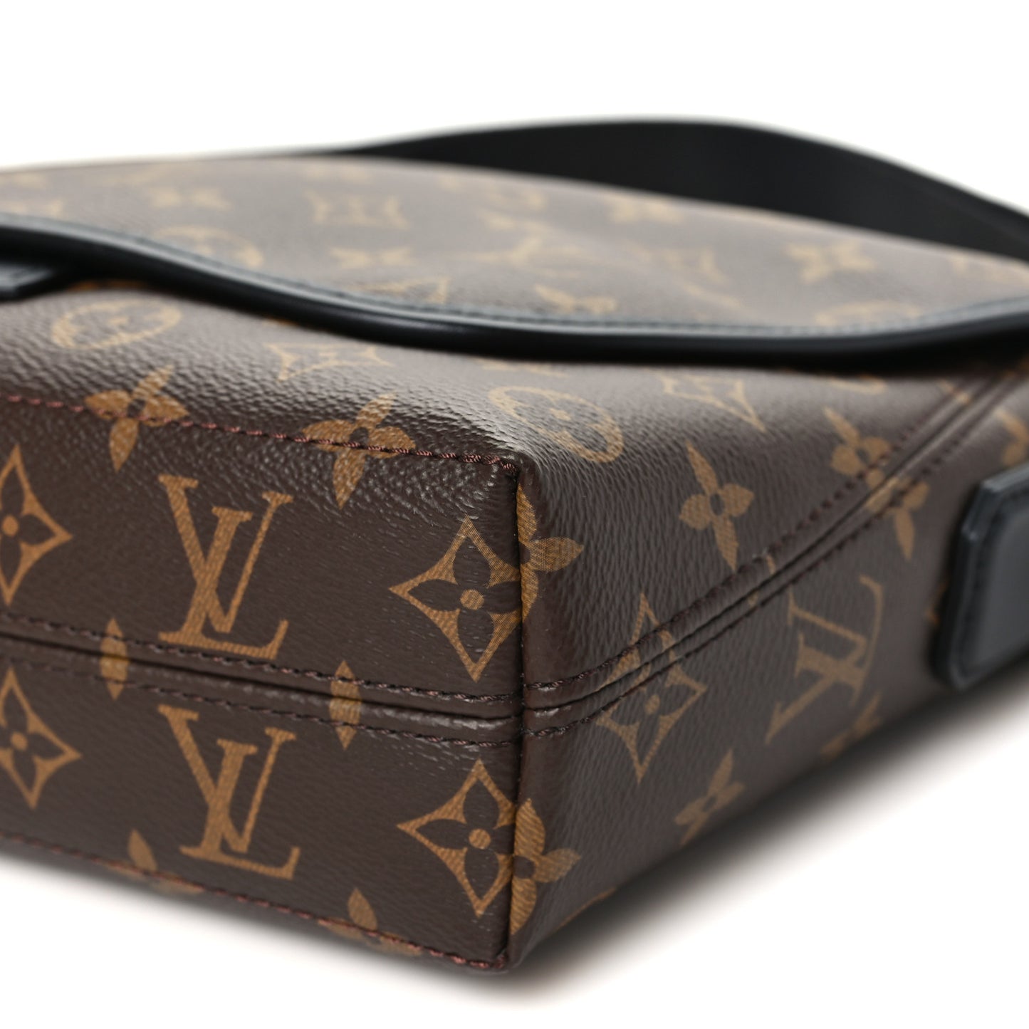 Monogram Macassar Magnetic Messenger