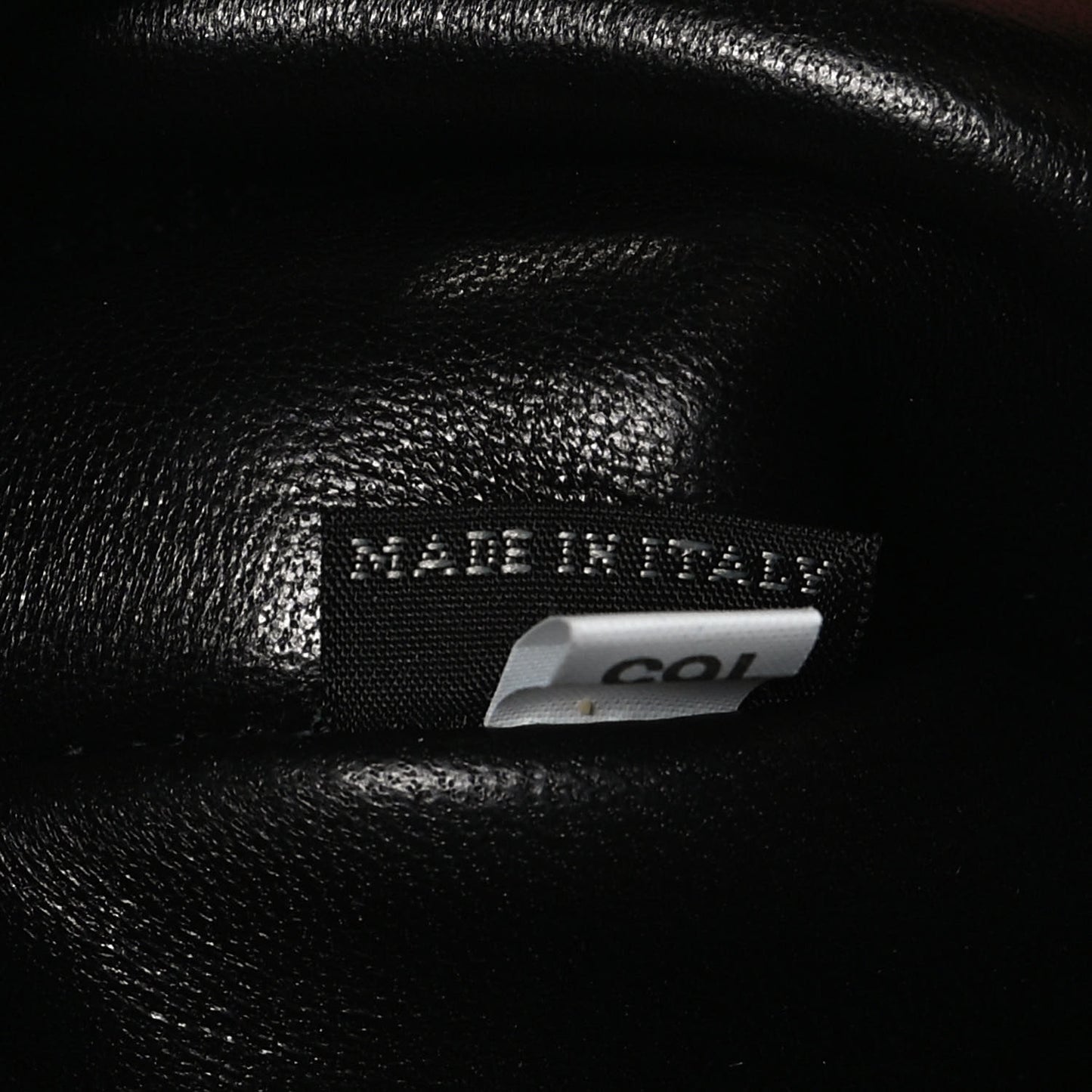 Vitello Daino Soft Medium Dynamique Tote Black