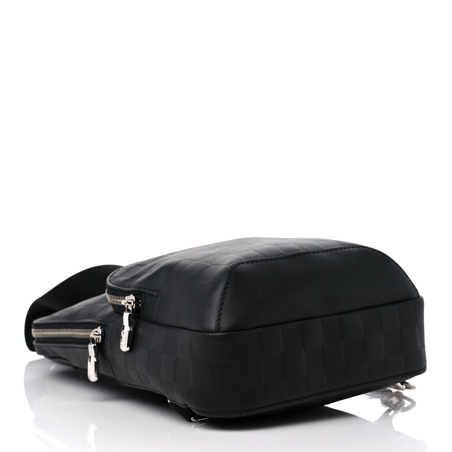 Louis Vuitton Damier Infini Avenue Sling Bag Onyx 4 of 9
