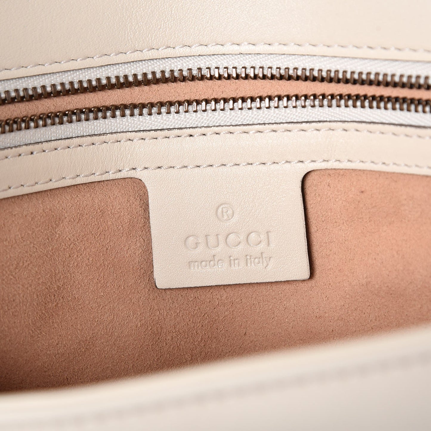 Calfskin Matelasse Medium GG Marmont Shoulder Bag White