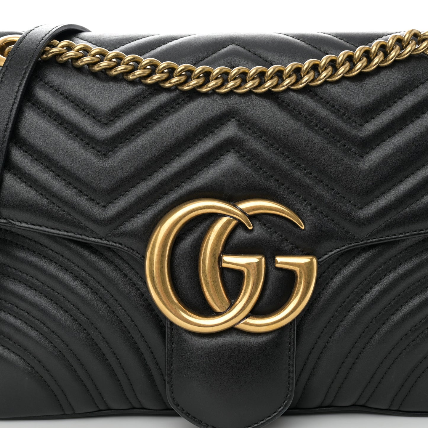 Calfskin Matelasse Medium GG Marmont Shoulder Bag Black