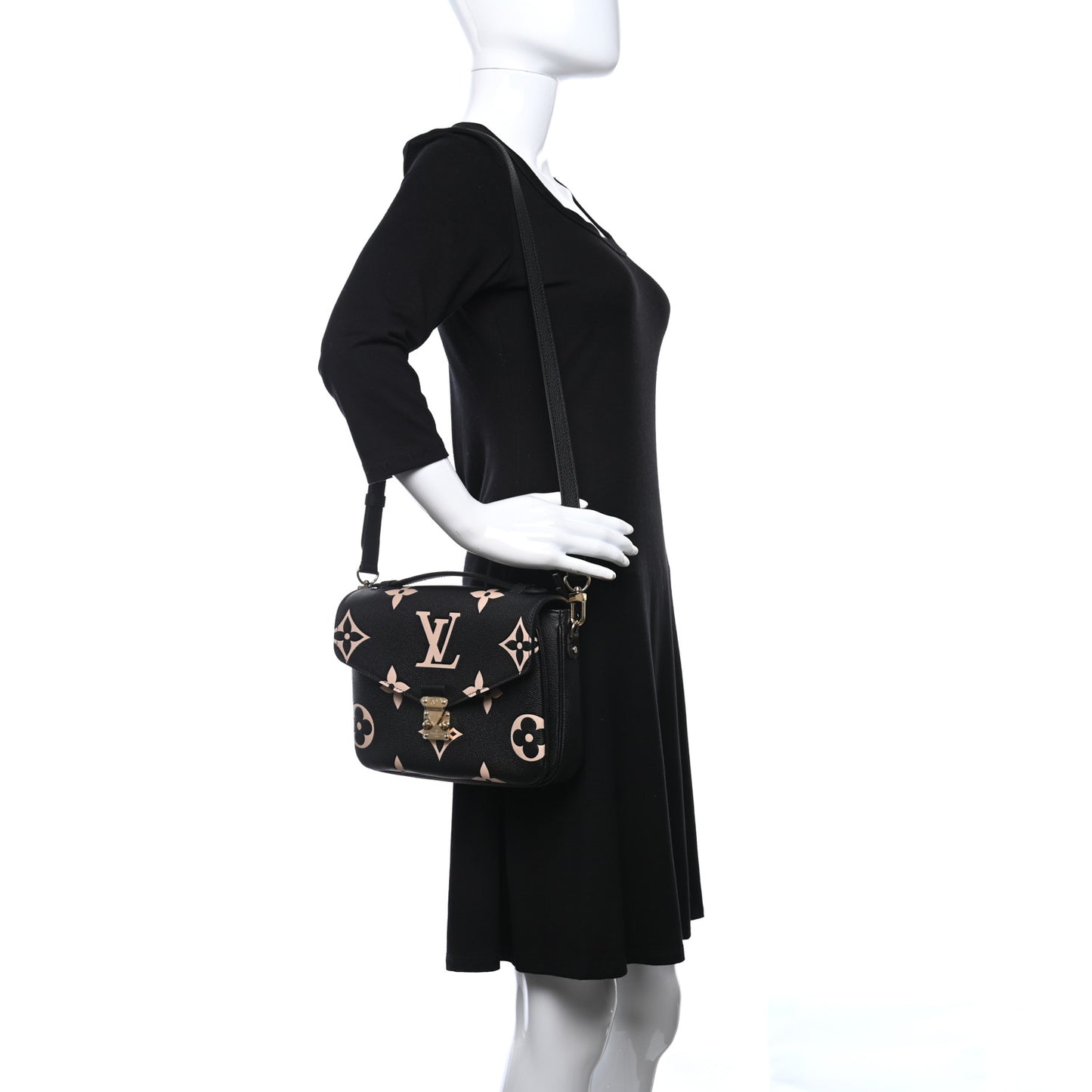 Empreinte Monogram Giant Pochette Metis Black Beige