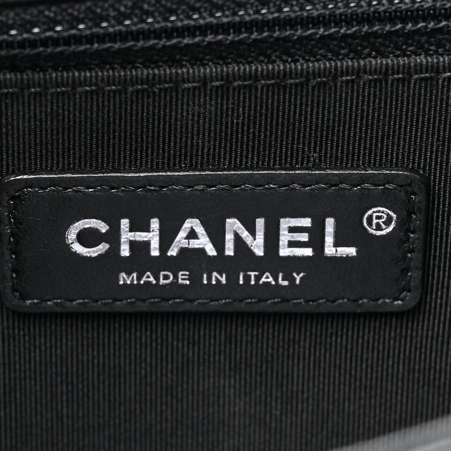 Caviar Quilted New Medium Boy Flap Black