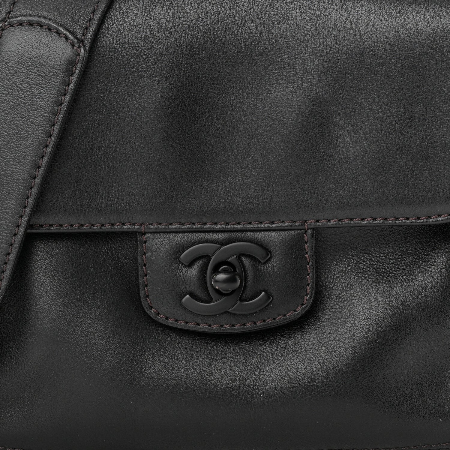 Chanel Calfskin Small Messenger So Black 8 of 15