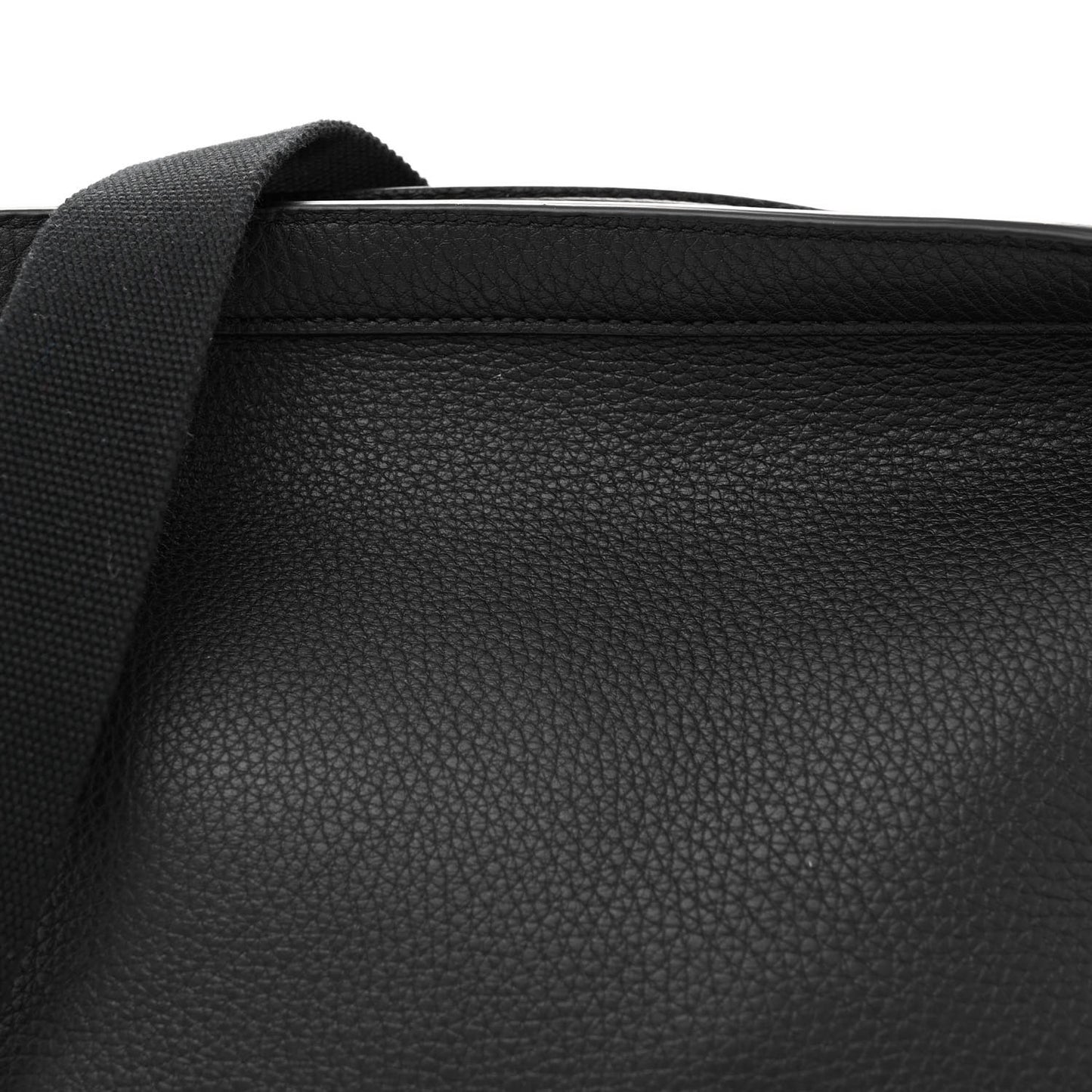 Grained Calfskin Large Slouchy Banana Bag Black