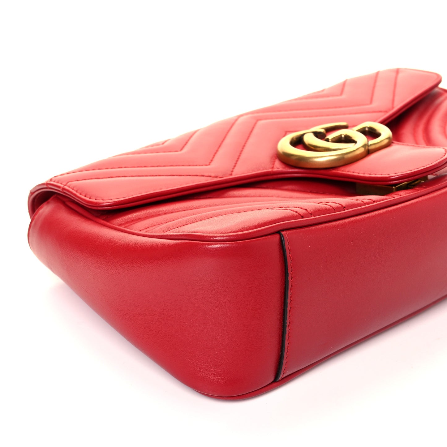 Calfskin Matelasse Small GG Marmont Shoulder Bag Hibiscus Red
