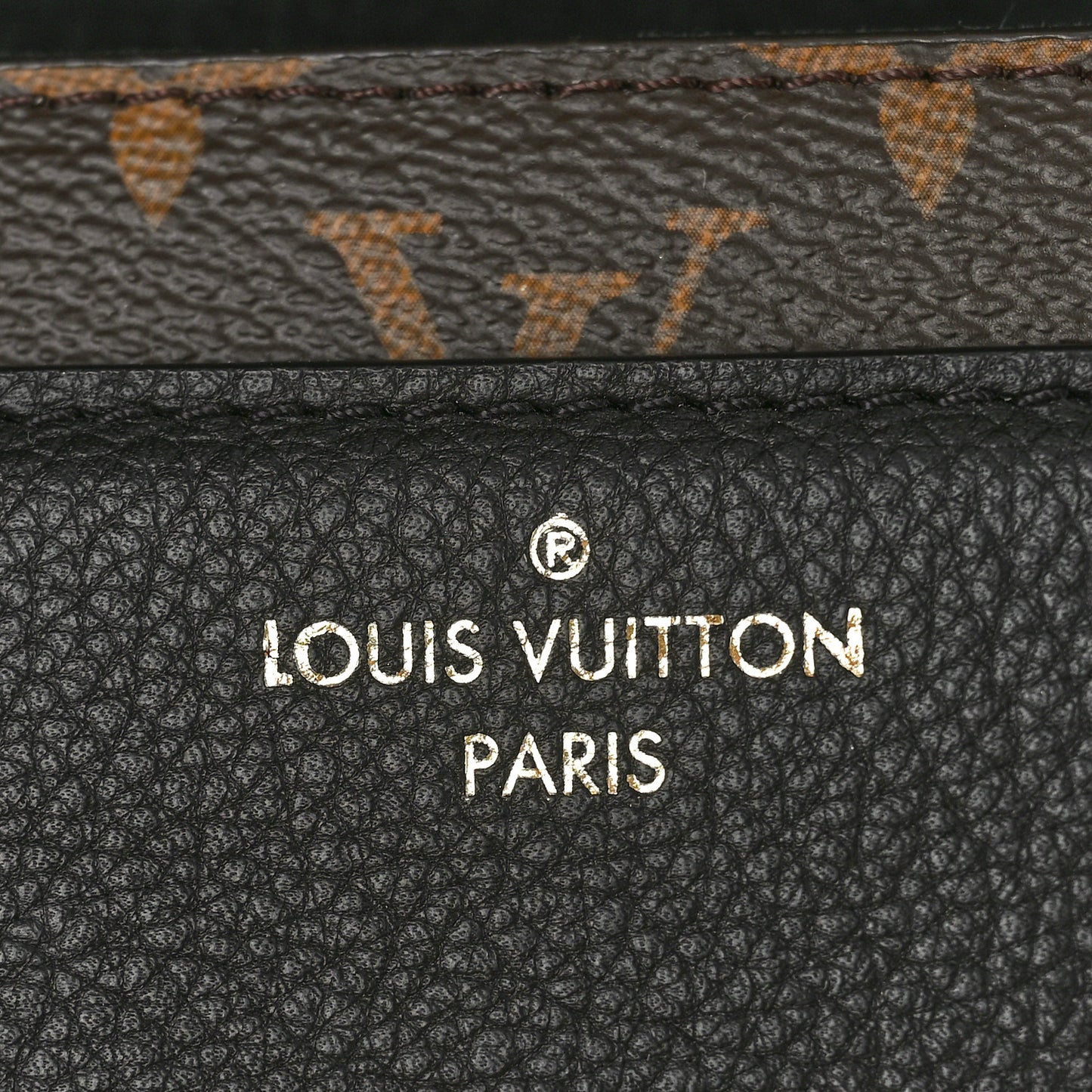 Monogram Victoire Black