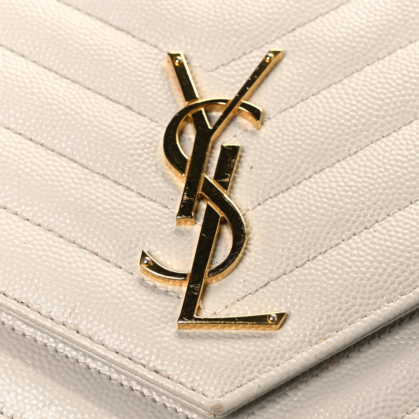 Grain De Poudre Matelasse Chevron Monogram Chain Wallet Blanc Vintage