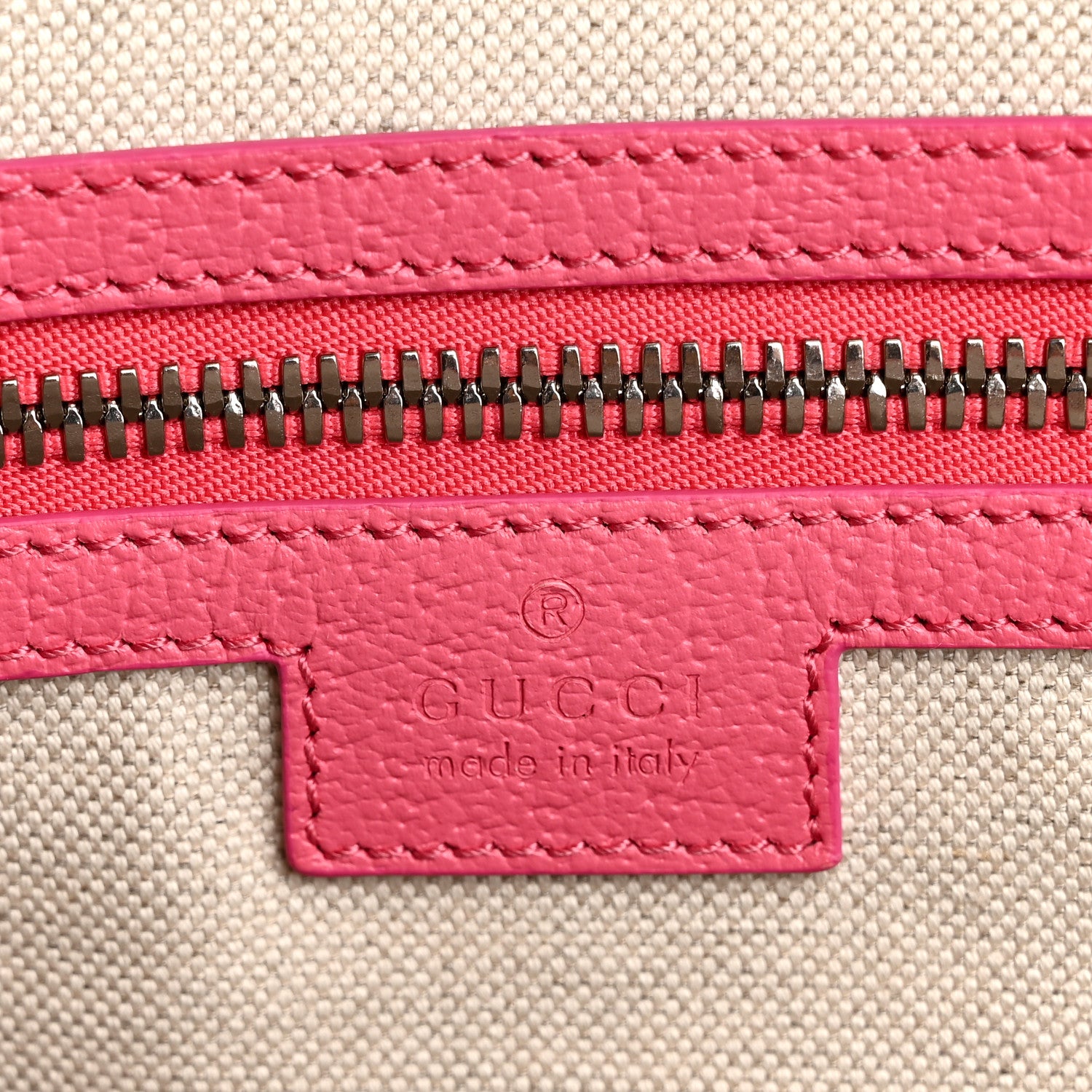 Gucci GG Supreme Monogram Textured Dollar Calfskin Airbrushed Medium Savoy Duffle Bag Pink Beige 5 of 9