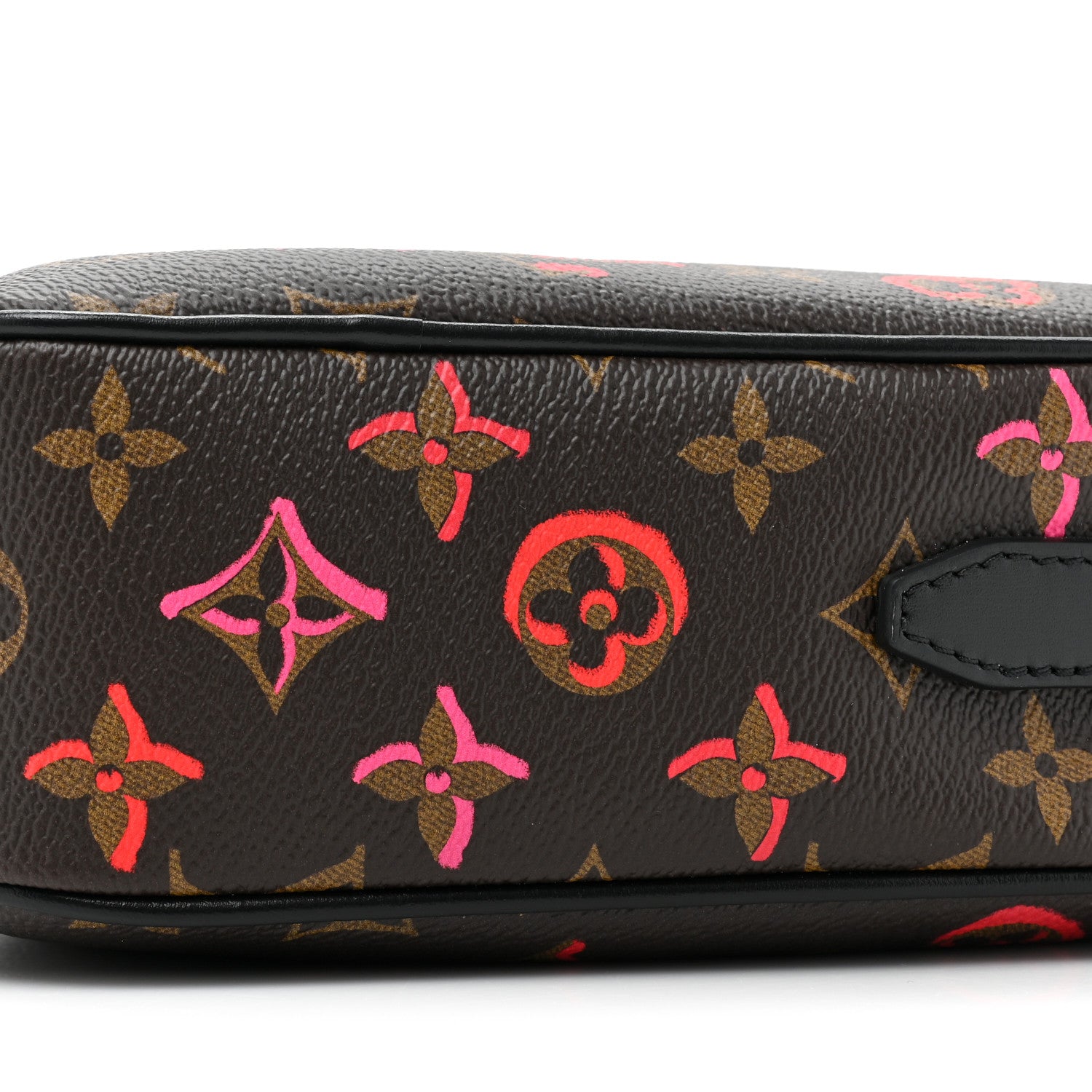 Louis Vuitton Monogram Fall In Love Sac Coeur 7 of 8