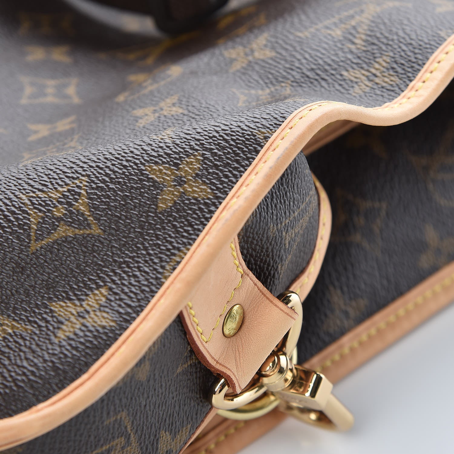 Louis Vuitton Monogram Garment Bag 12 of 17