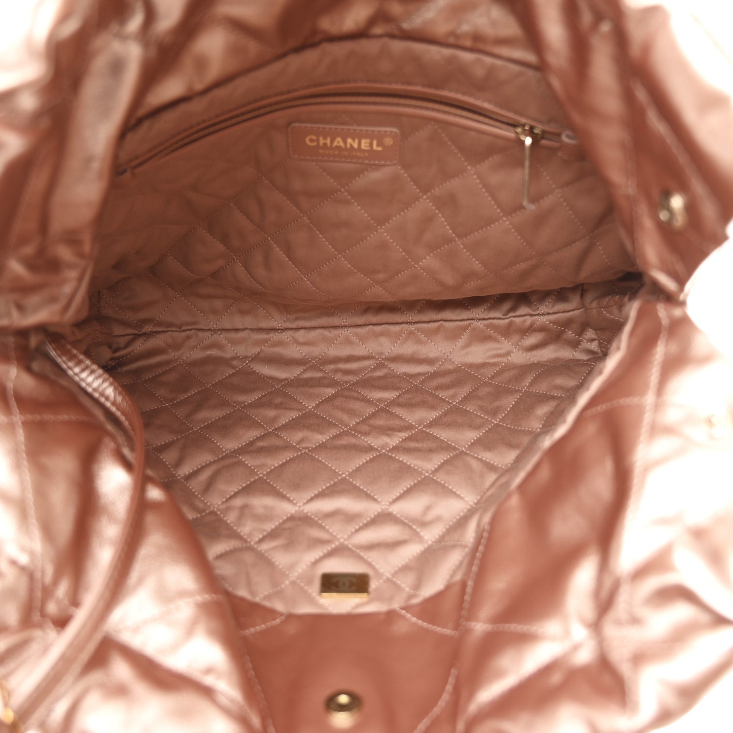 Metallic Calfskin Quilted Small Chanel 22 Pink