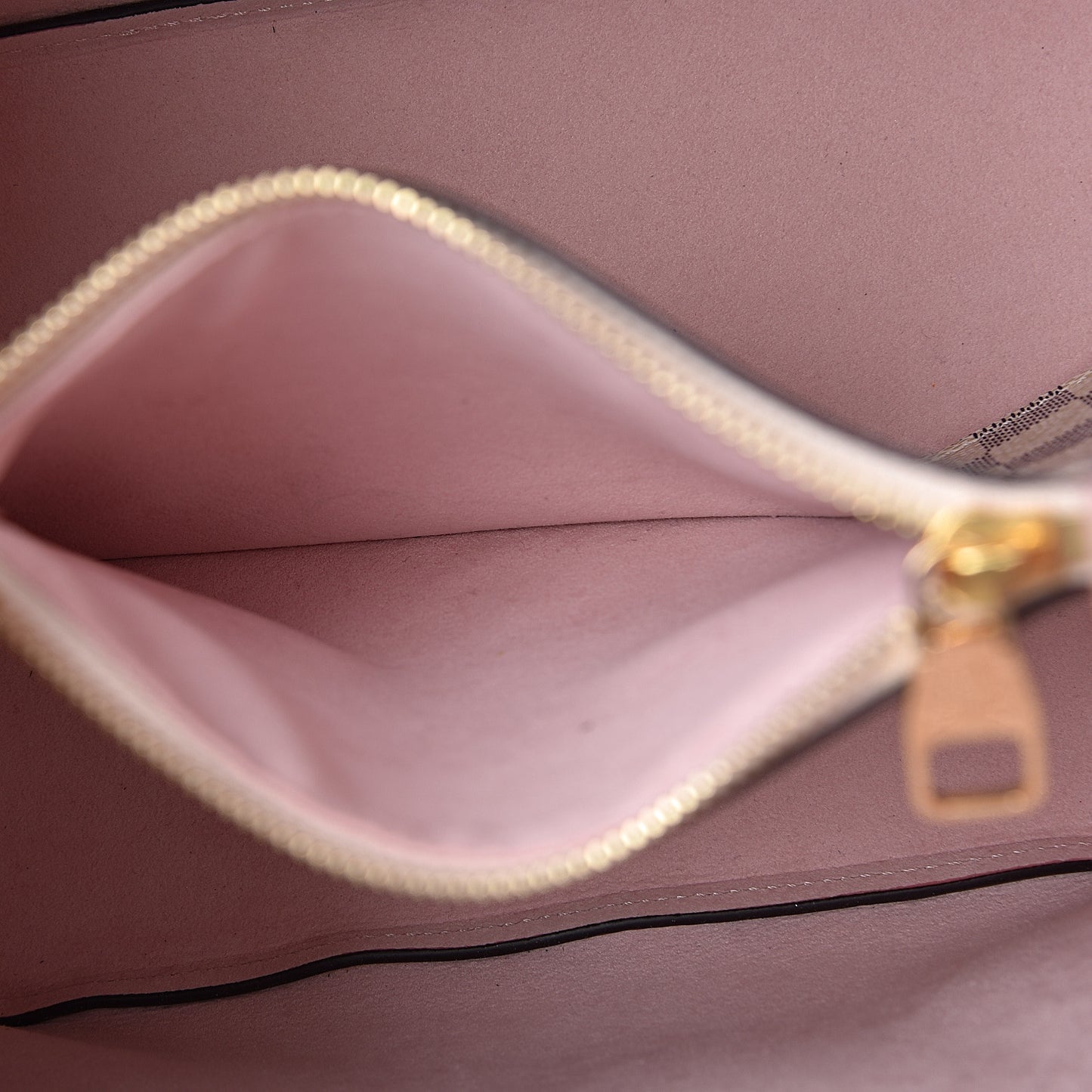 Damier Azur Neonoe MM Eau De Rose