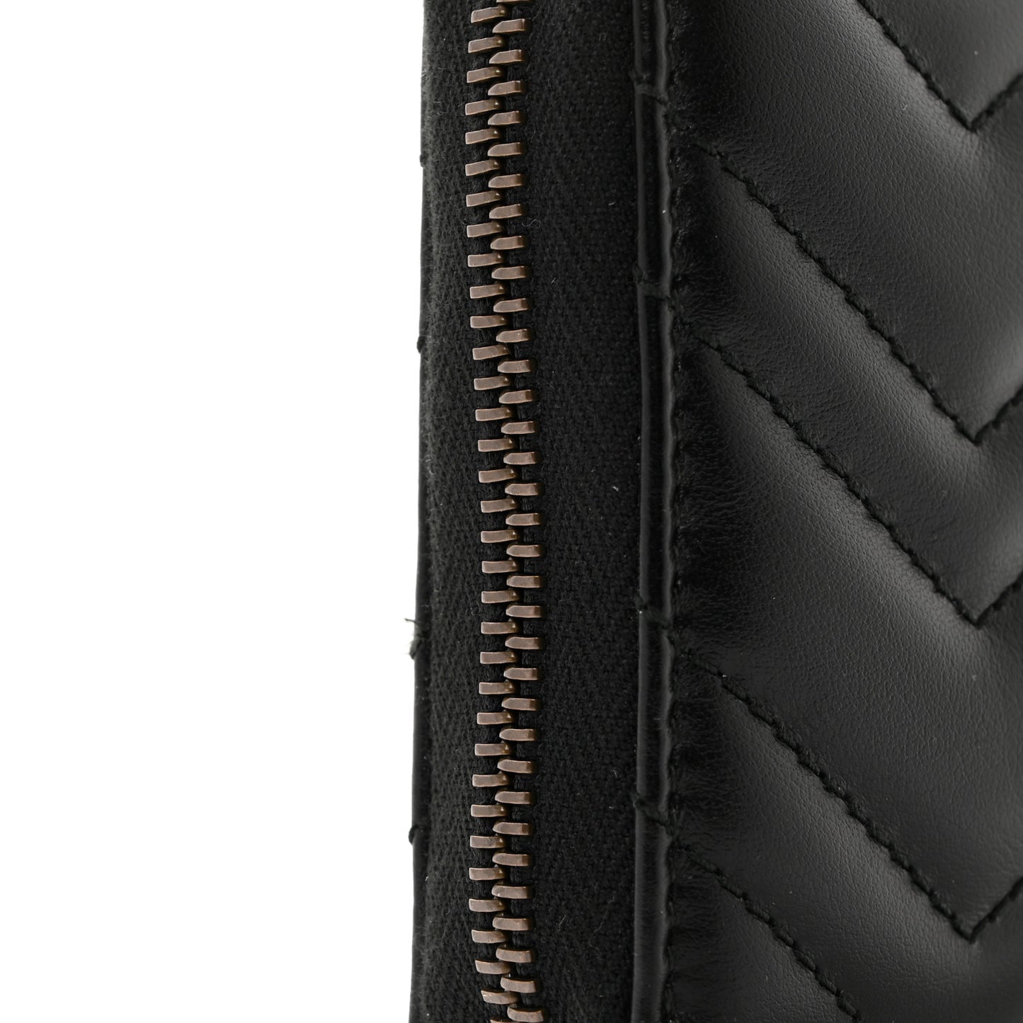 Calfskin Matelasse GG Marmont Zip Around Wallet Black