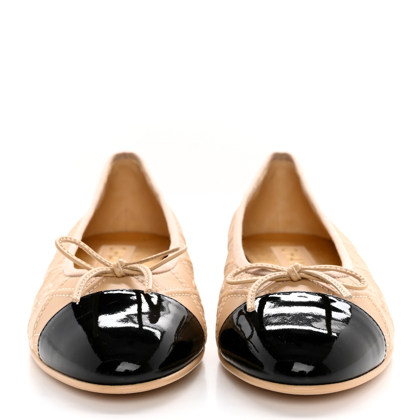 Lambskin Patent Double Stitched CC Cap Toe Ballerina Flats 38 Ivory Black