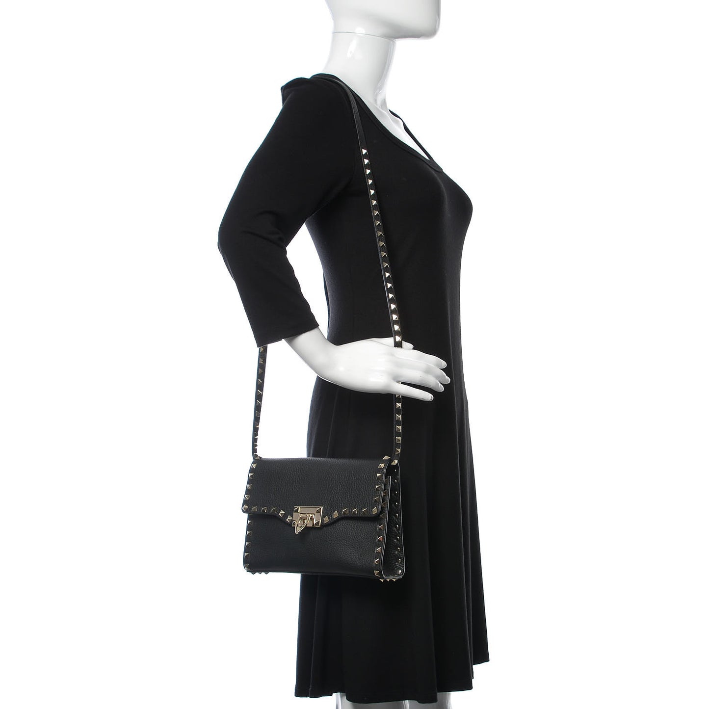 Pebbled Calfskin Medium Rockstud Flip Lock Crossbody Bag Black