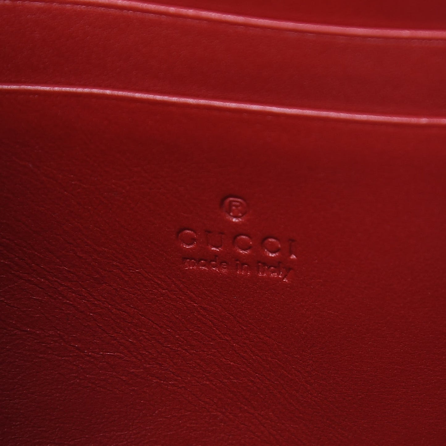 Calfskin Matelasse GG Marmont Chain Wallet Hibiscus Red
