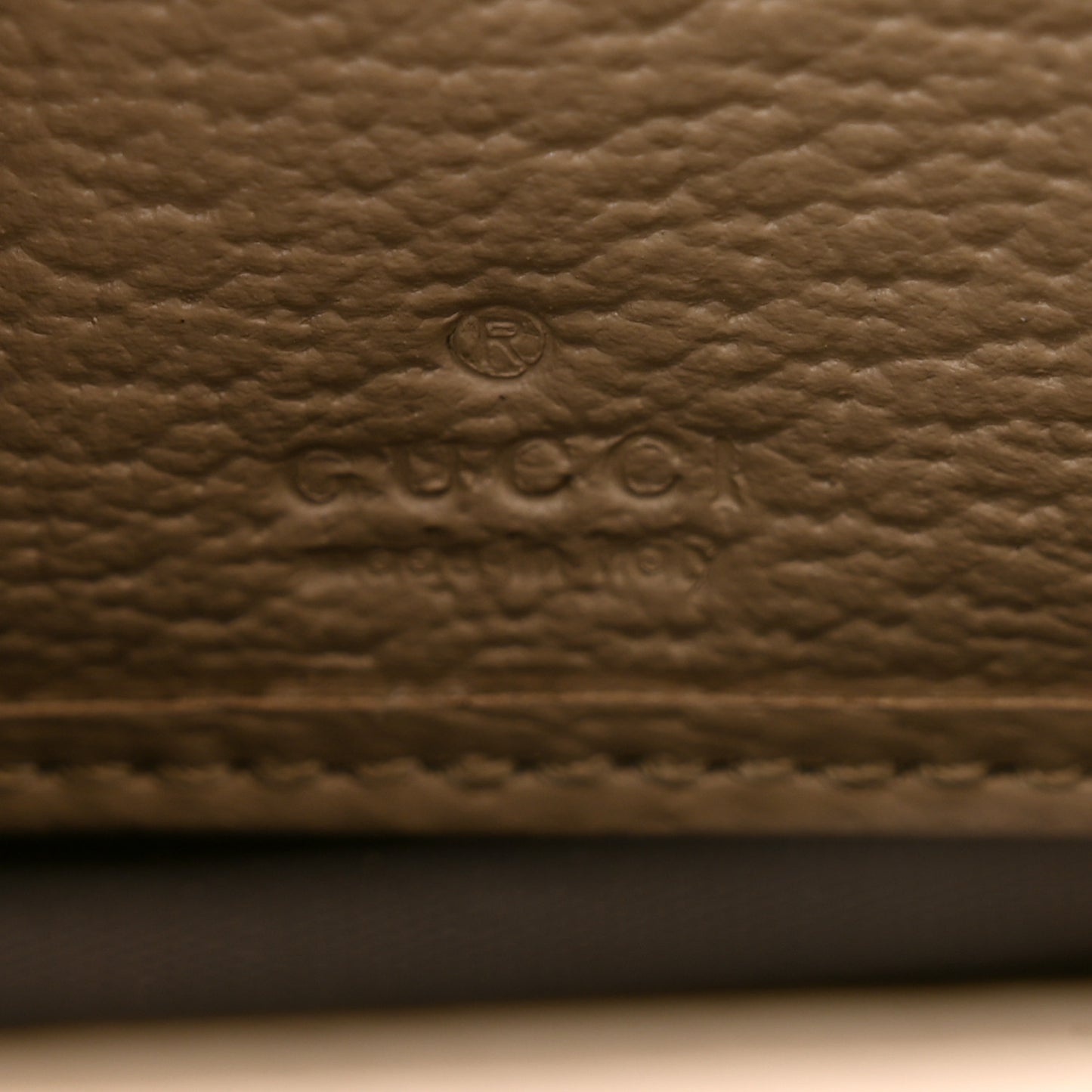GG Supreme Monogram Textured Dollar Calfskin Web Ophidia Zip Around Wallet Beige Mystic White Oatmeal