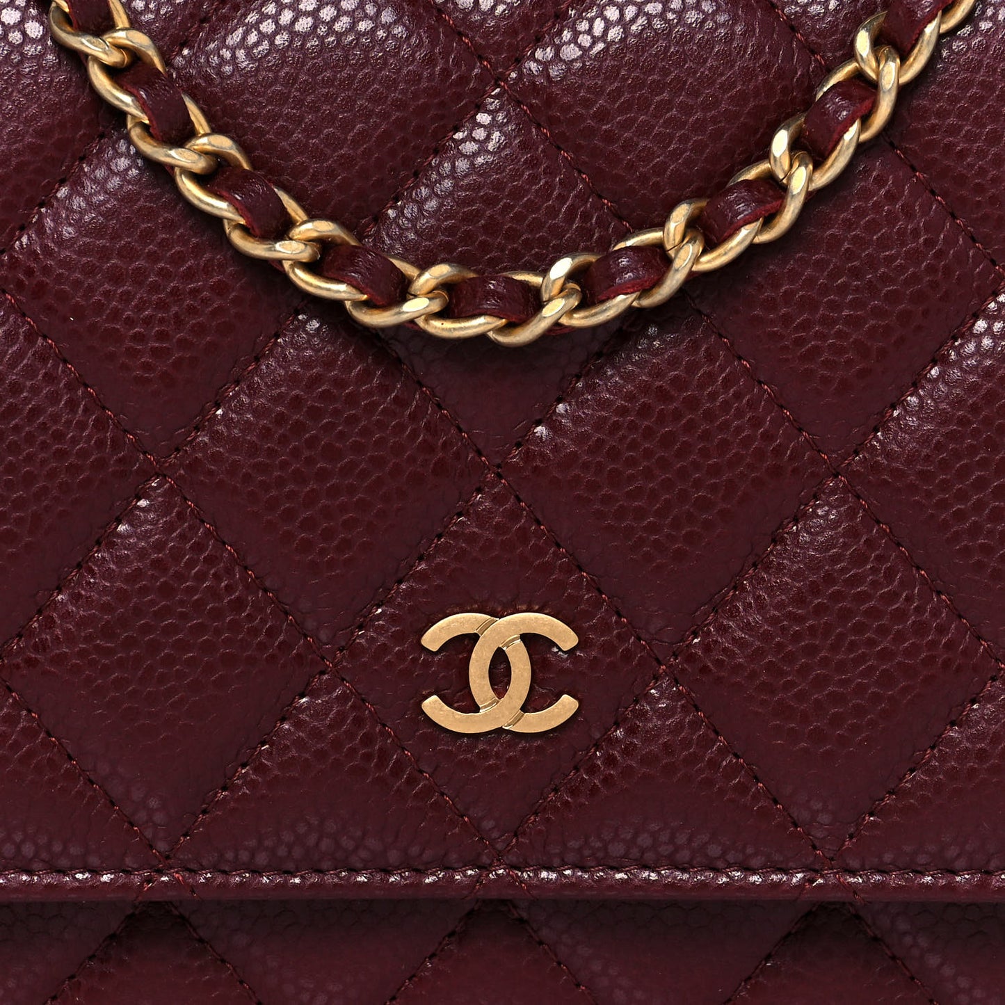 Caviar Quilted Wallet on Chain WOC Burgundy