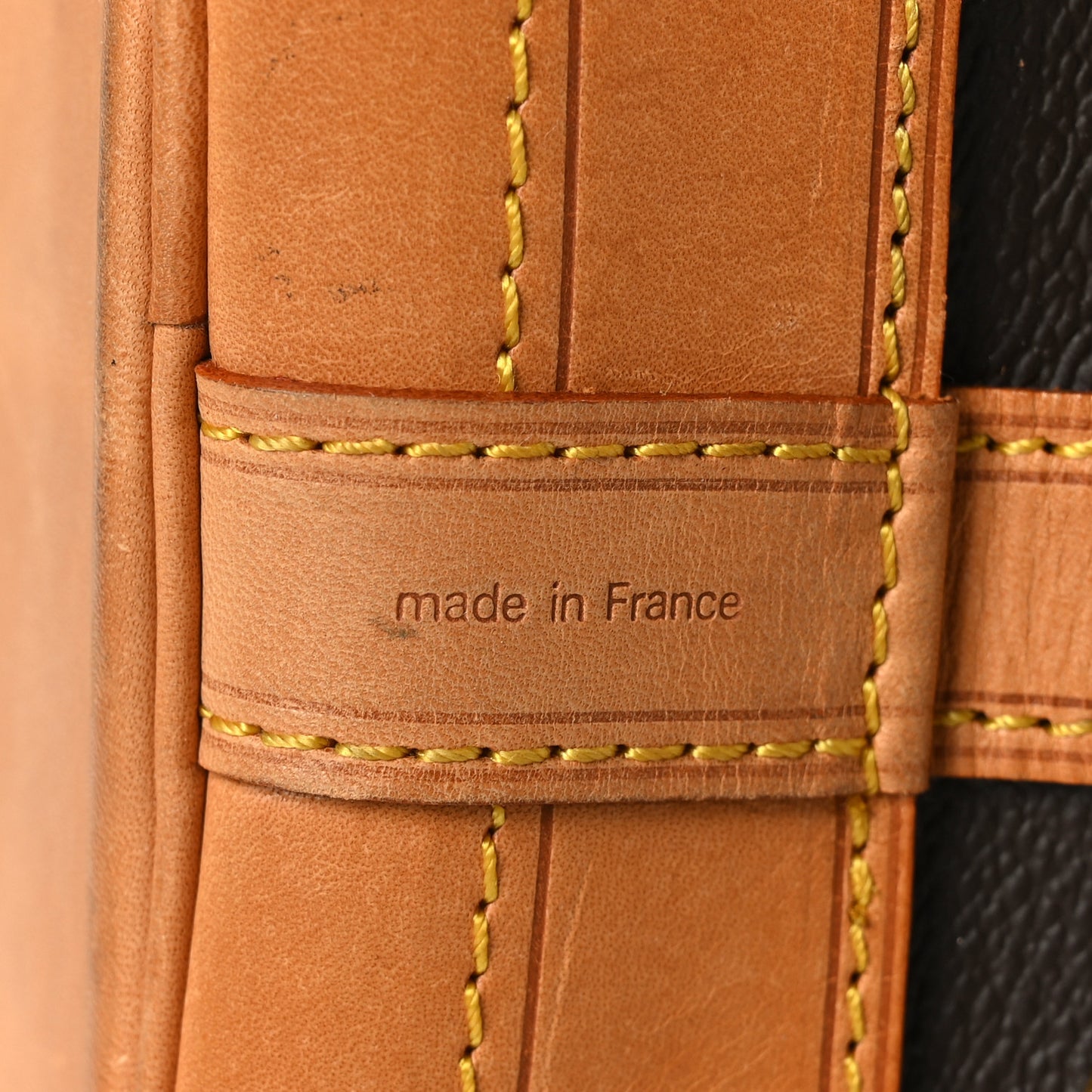 Monogram Noe