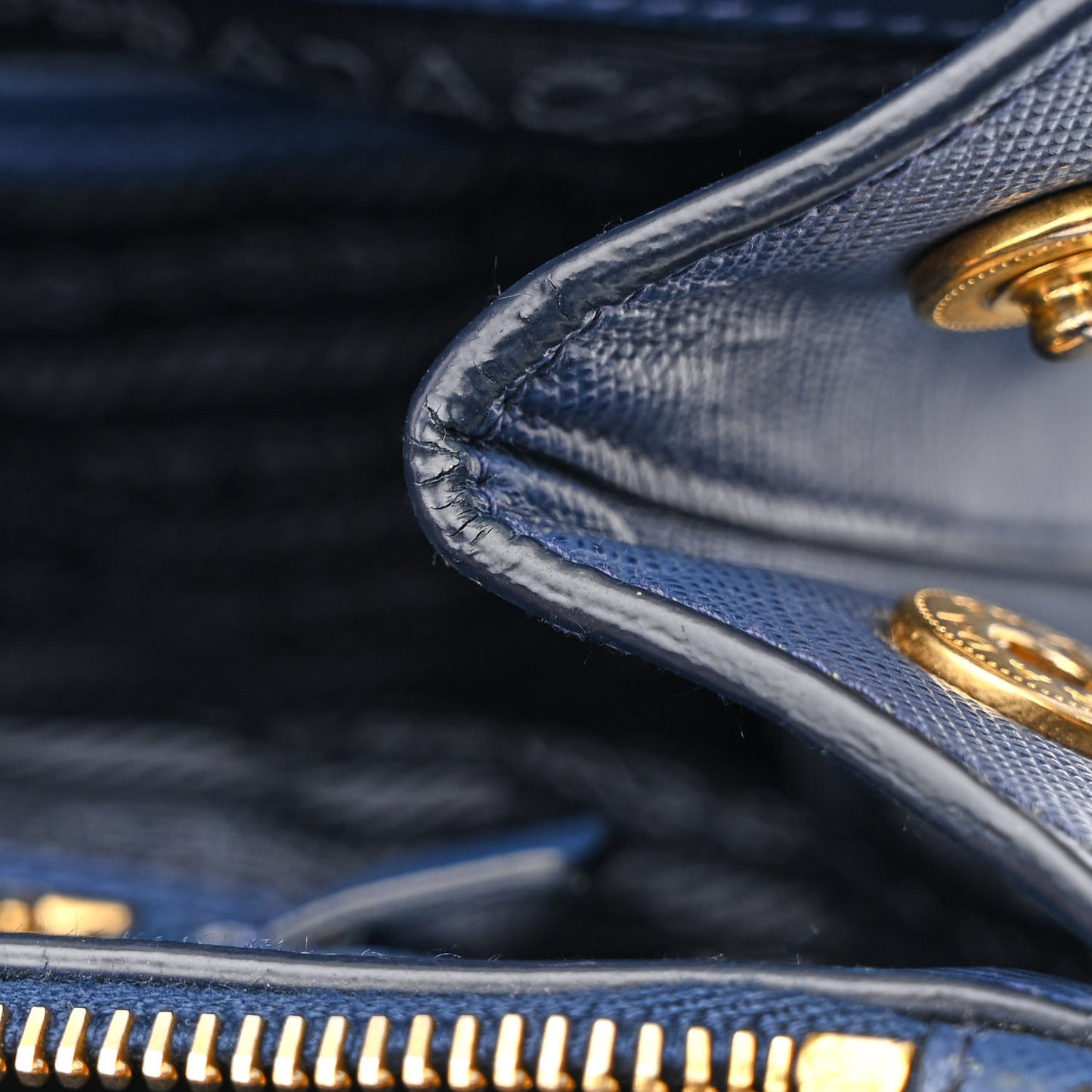 Saffiano Lux Large Galleria Double Zip Tote Bluette