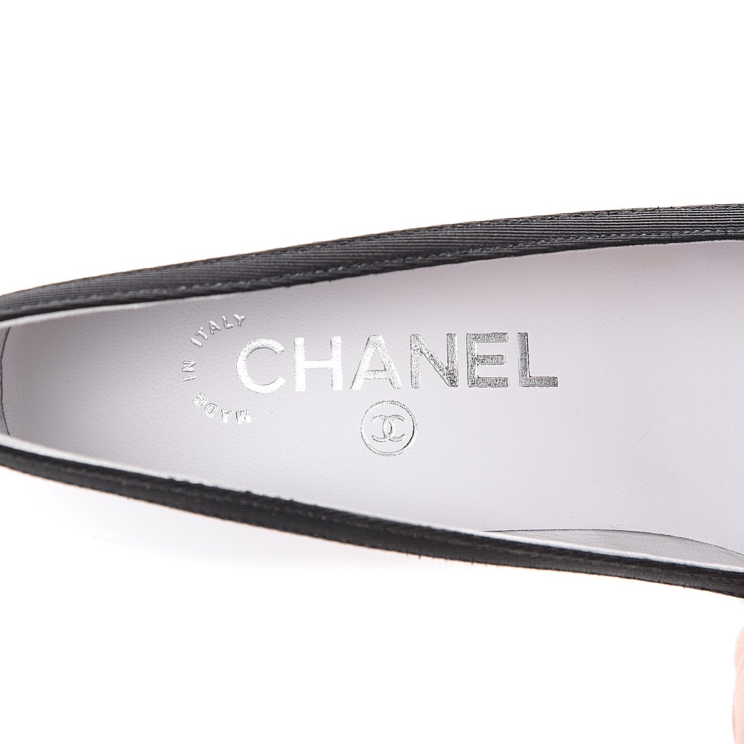 Chanel Lambskin Grosgrain Cap Toe CC Pumps 37 White Black 1 of 9