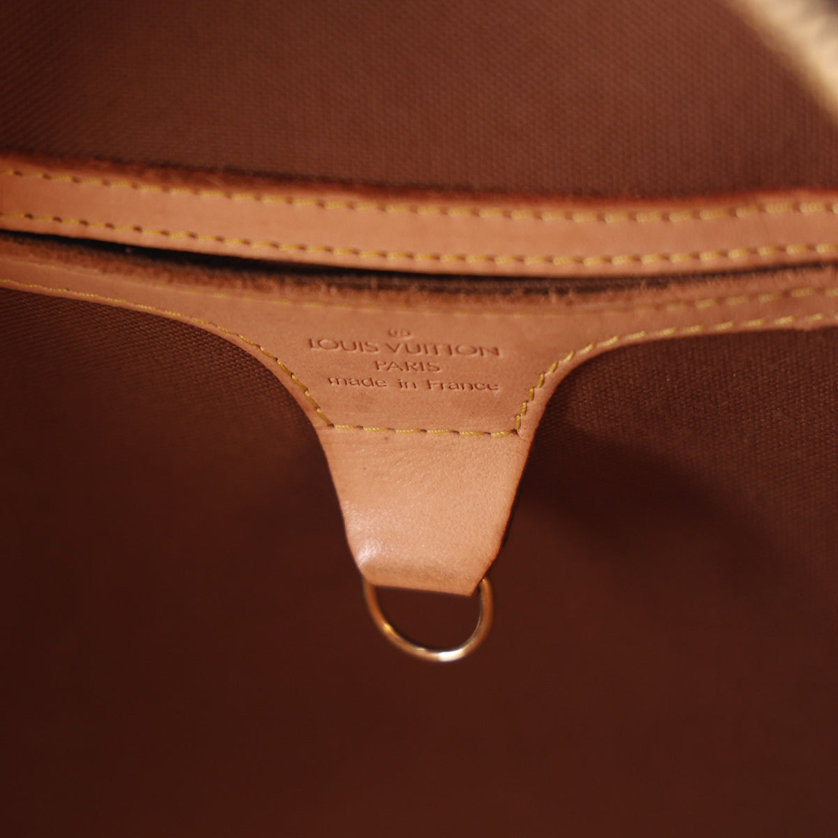 Louis Vuitton Monogram Ellipse MM 6 of 10