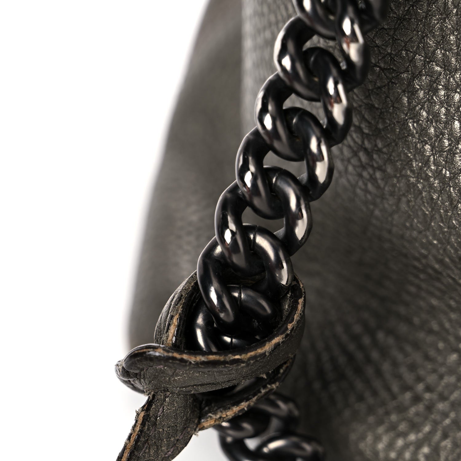 Gucci Metallic Pebbled Calfskin Medium Soho Chain Shoulder Bag Sasso 35 of 36