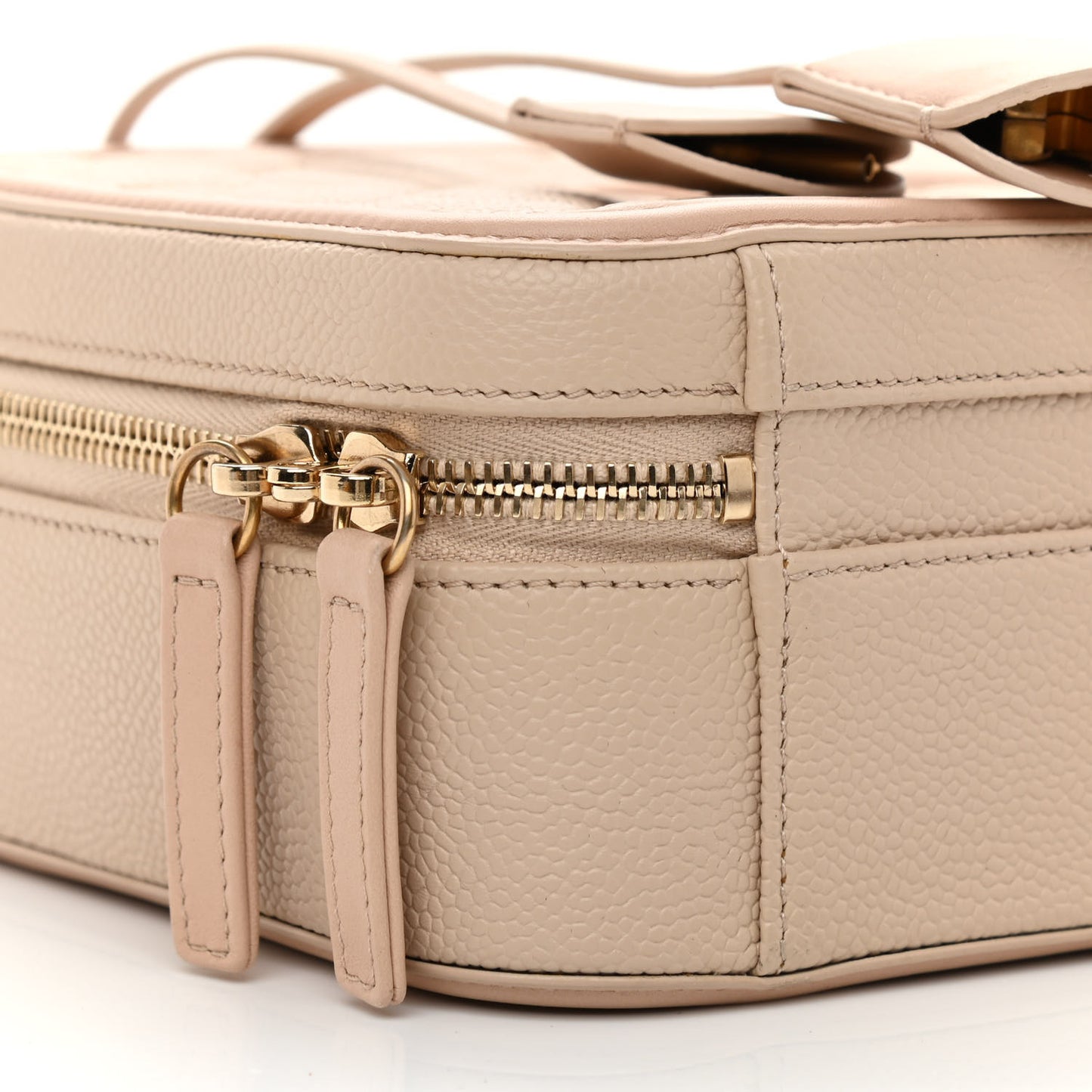 Caviar Quilted Medium CC Filigree Vanity Case Beige