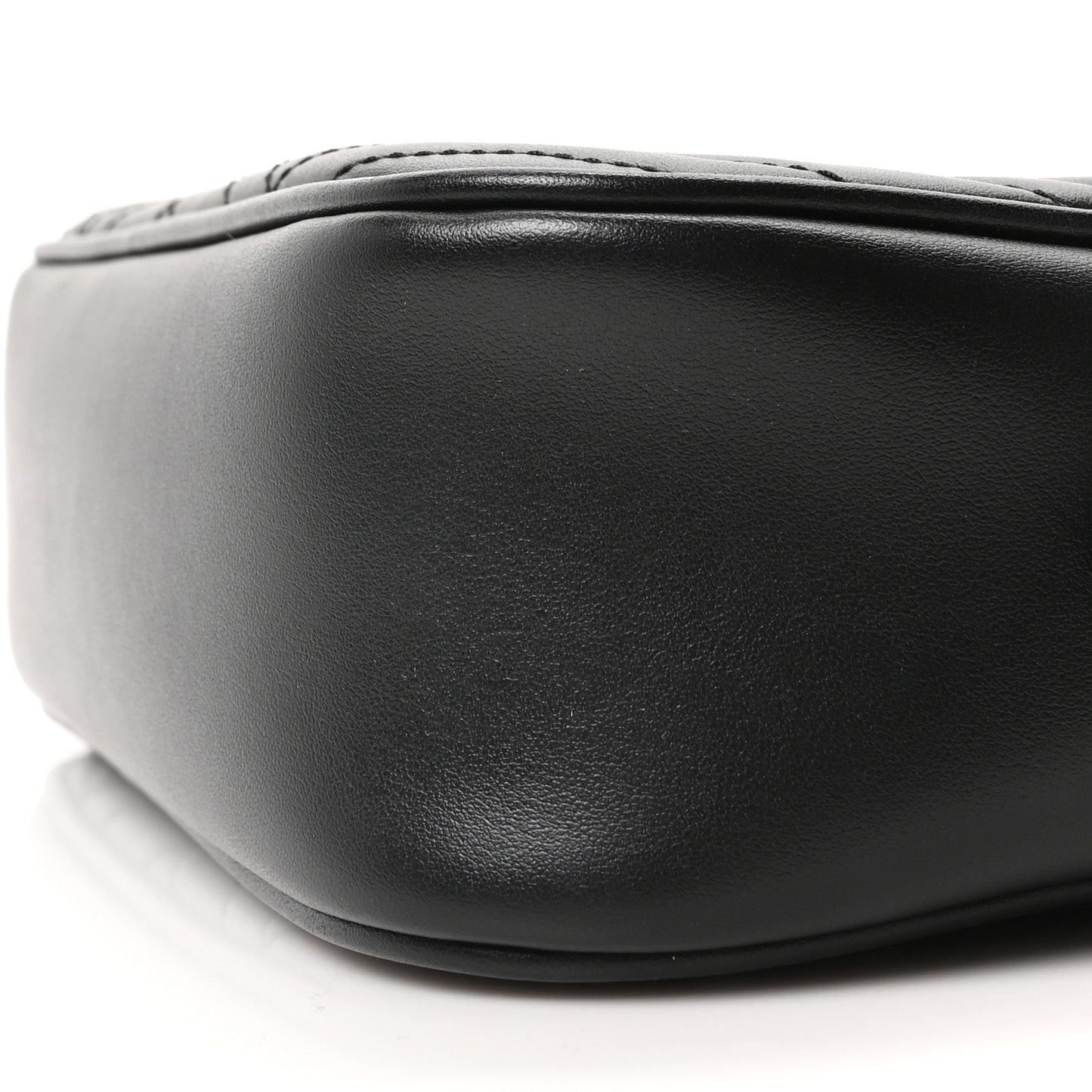 Calfskin Matelasse Monochrome Small GG Marmont Chain Shoulder Bag Black
