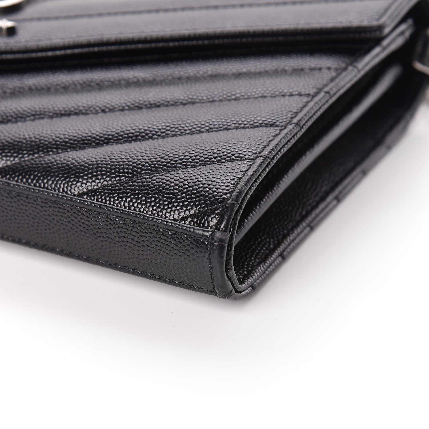 Saint Laurent Grain De Poudre Matelasse Chevron Monogram Chain Wallet Black 7 of 11