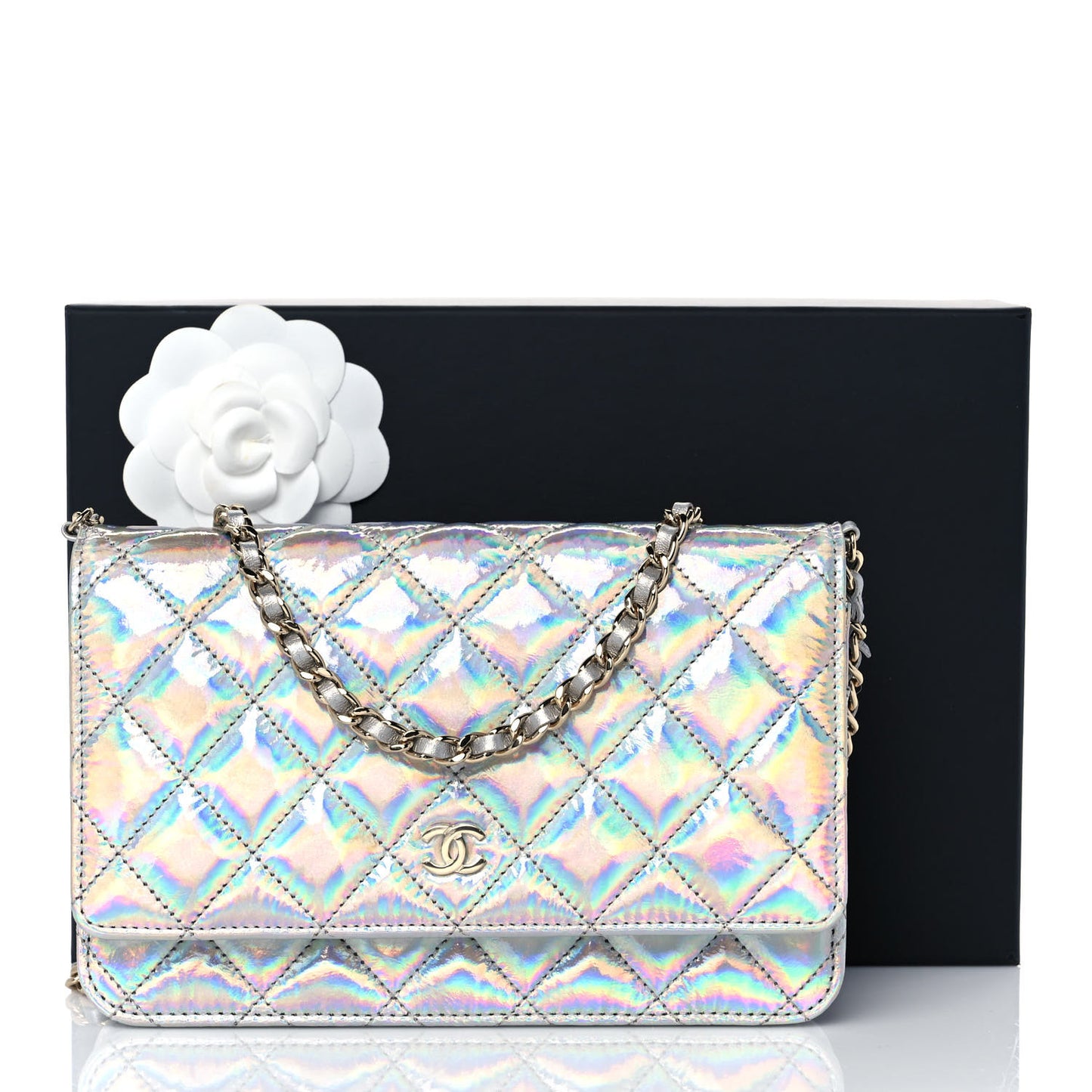Iridescent Goatskin Quilted Wallet On Chain WOC Silver