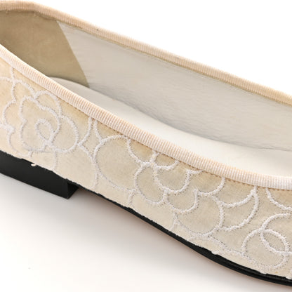 Chanel Fabric Camellia Embroidered Grosgrain Cap Toe Ballerina Flats 35.5 White Black 9 of 11