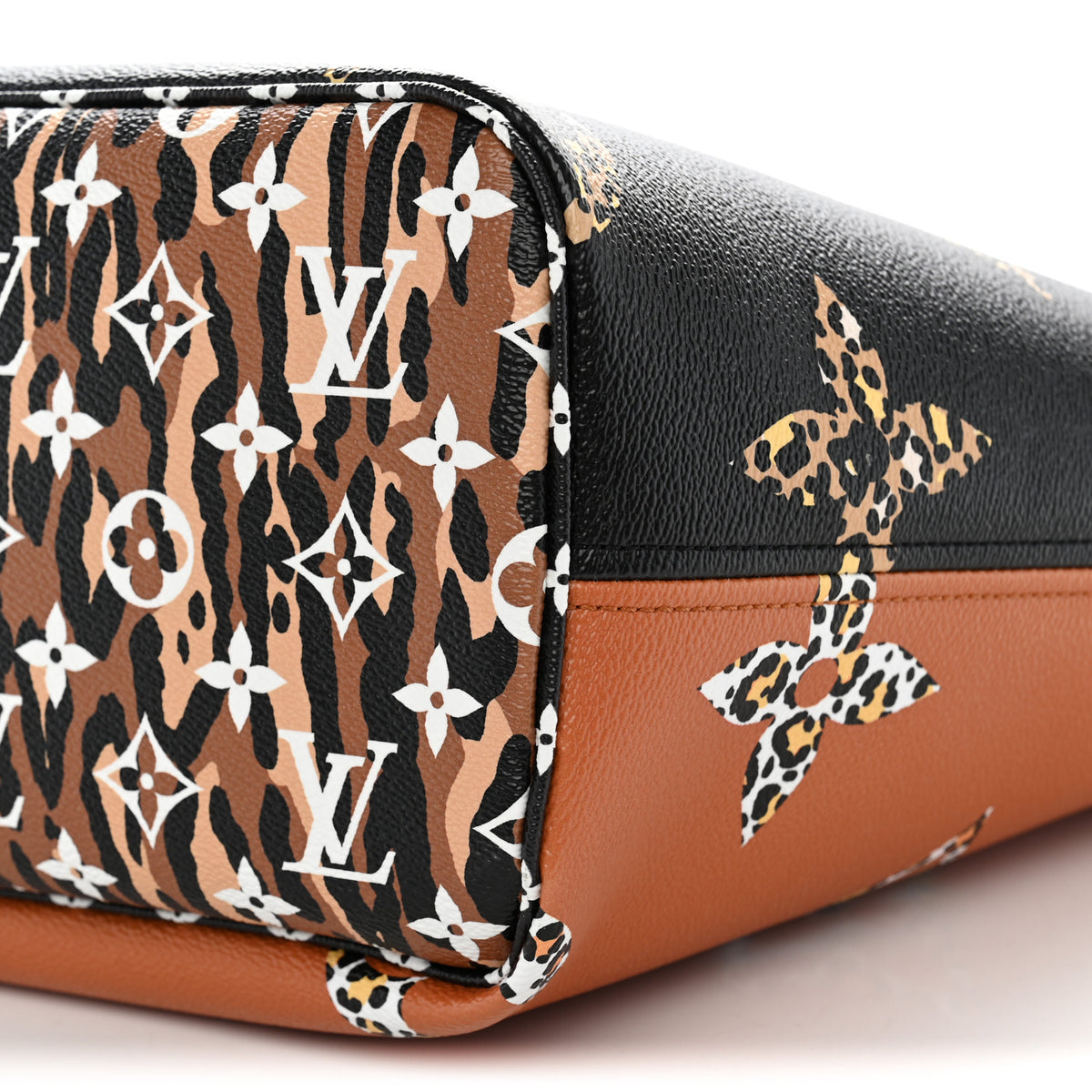 Monogram Giant Jungle Neverfull MM Black
