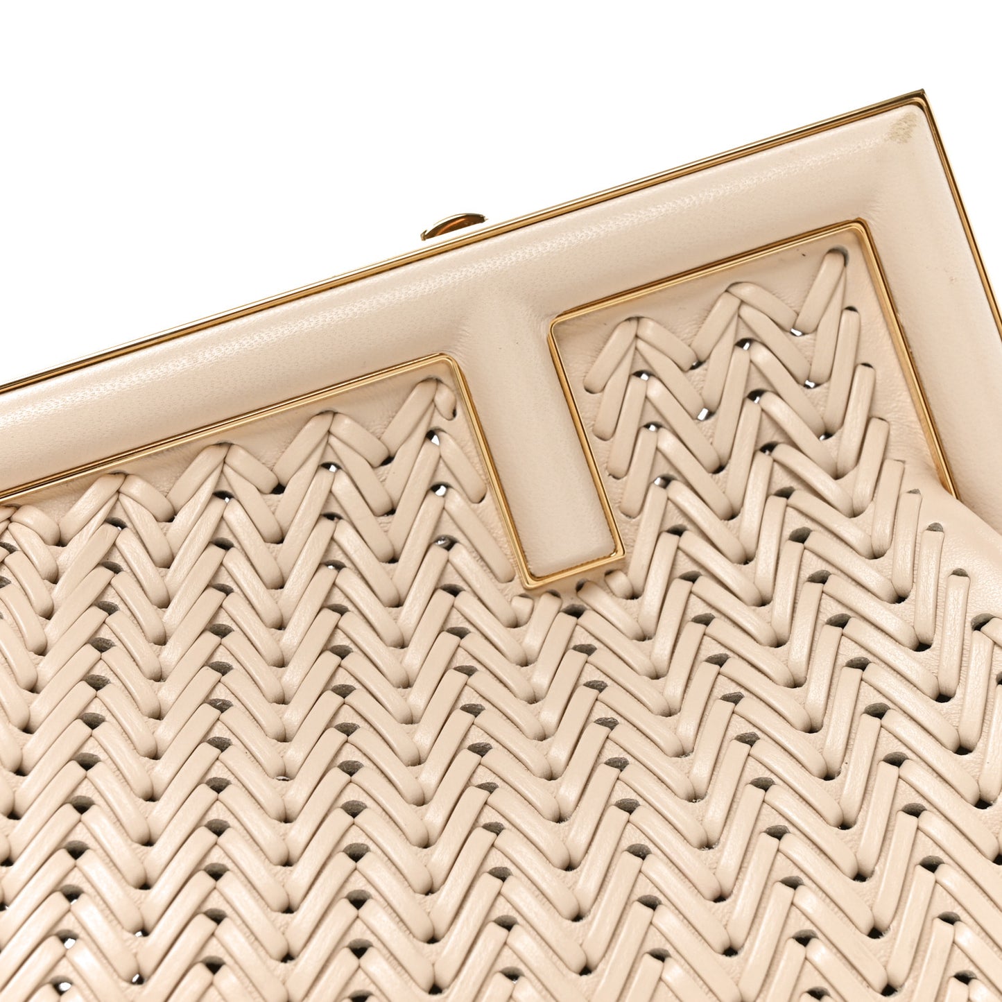 Vitello Grace Intreccio Nappa Small Fendi First Poudre