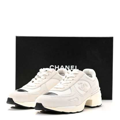 Chanel Mixed Fibers Suede Shiny Calfskin Womens CC Sneakers 38.5 White 10 of 10