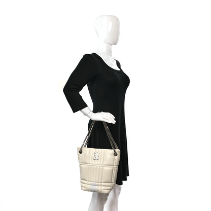 Burberry Lambskin Quilted Small Lola Bucket Bag Pale Vainilla 3 of 9