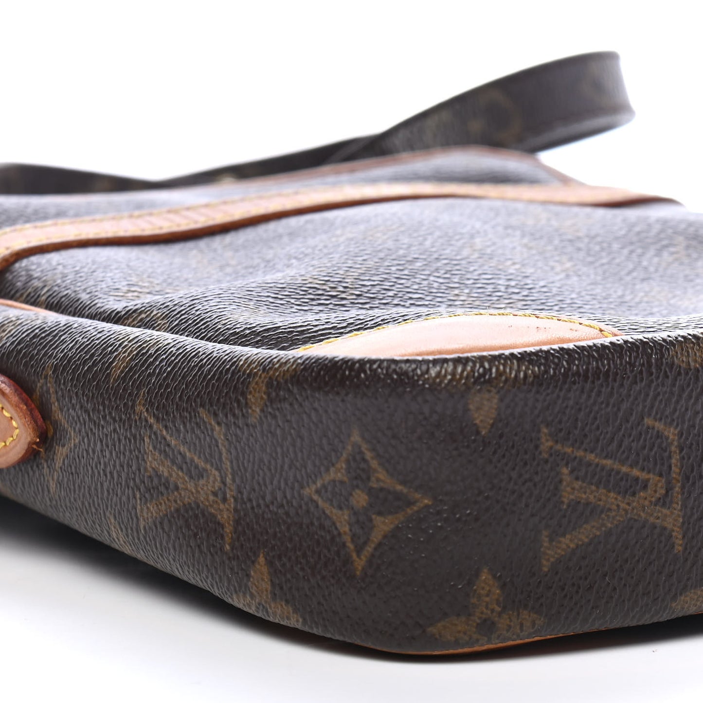 Monogram Danube 21