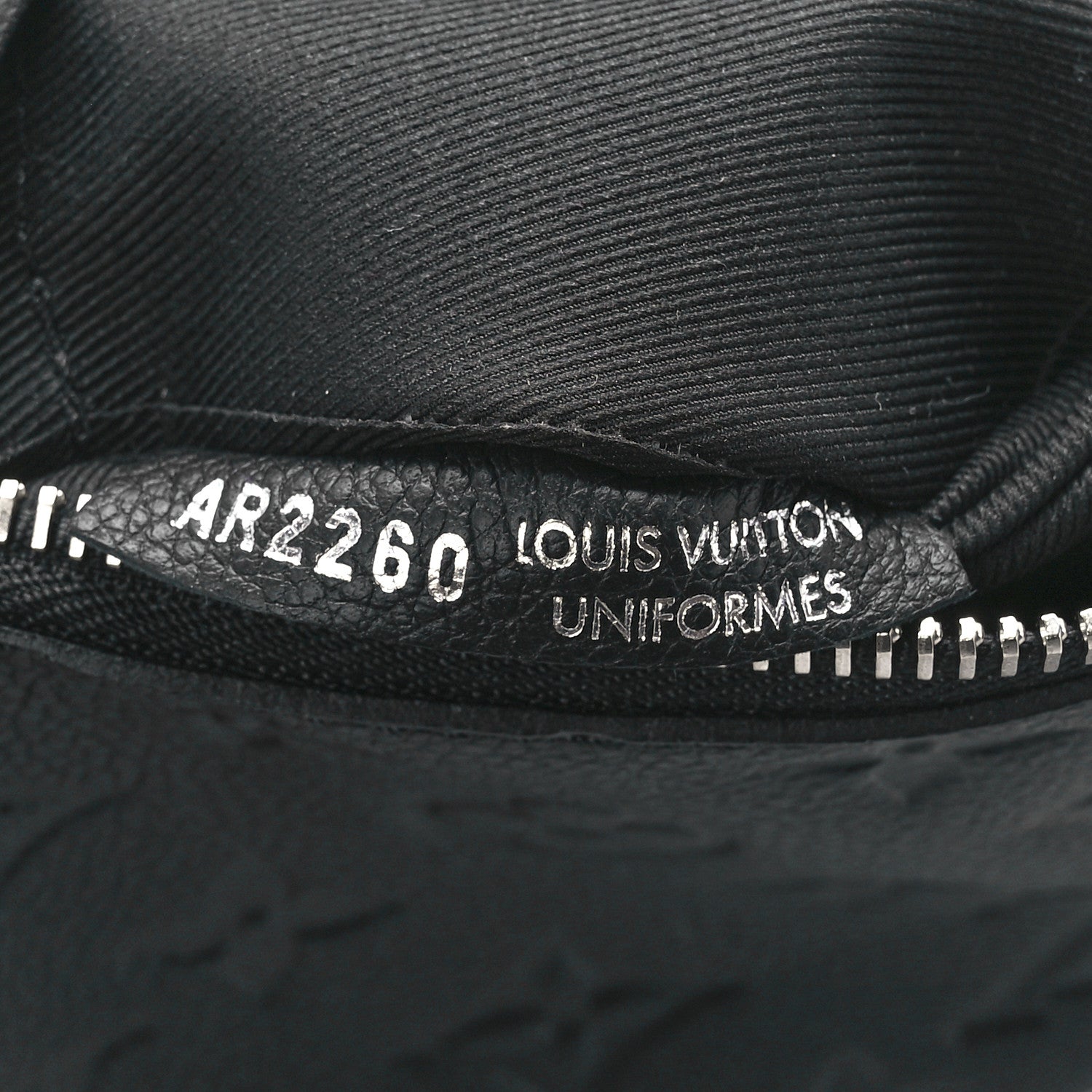 Louis Vuitton Empreinte Pallas Crossbody Black 6 of 11