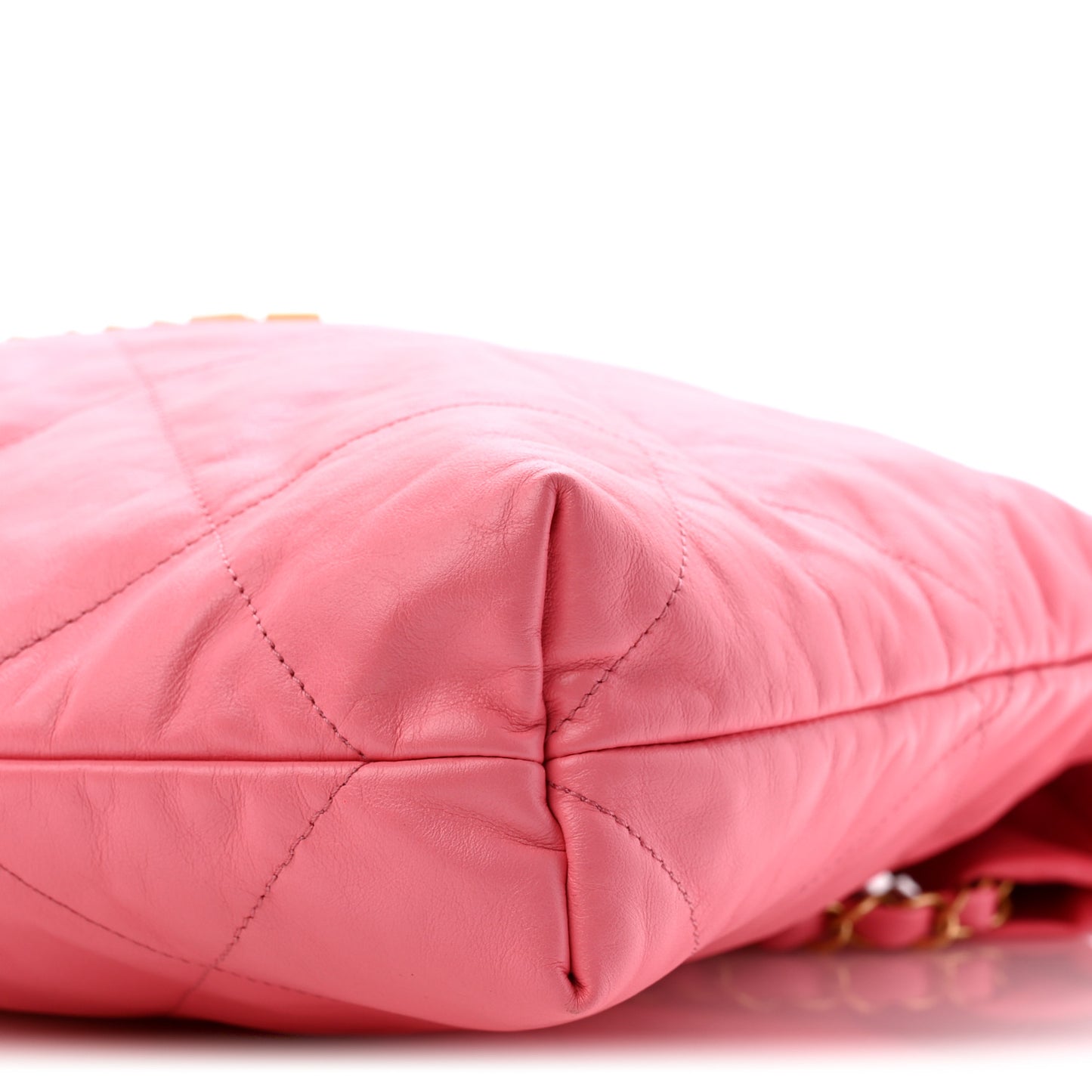Shiny Calfskin Quilted Chanel 22 Coral Pink