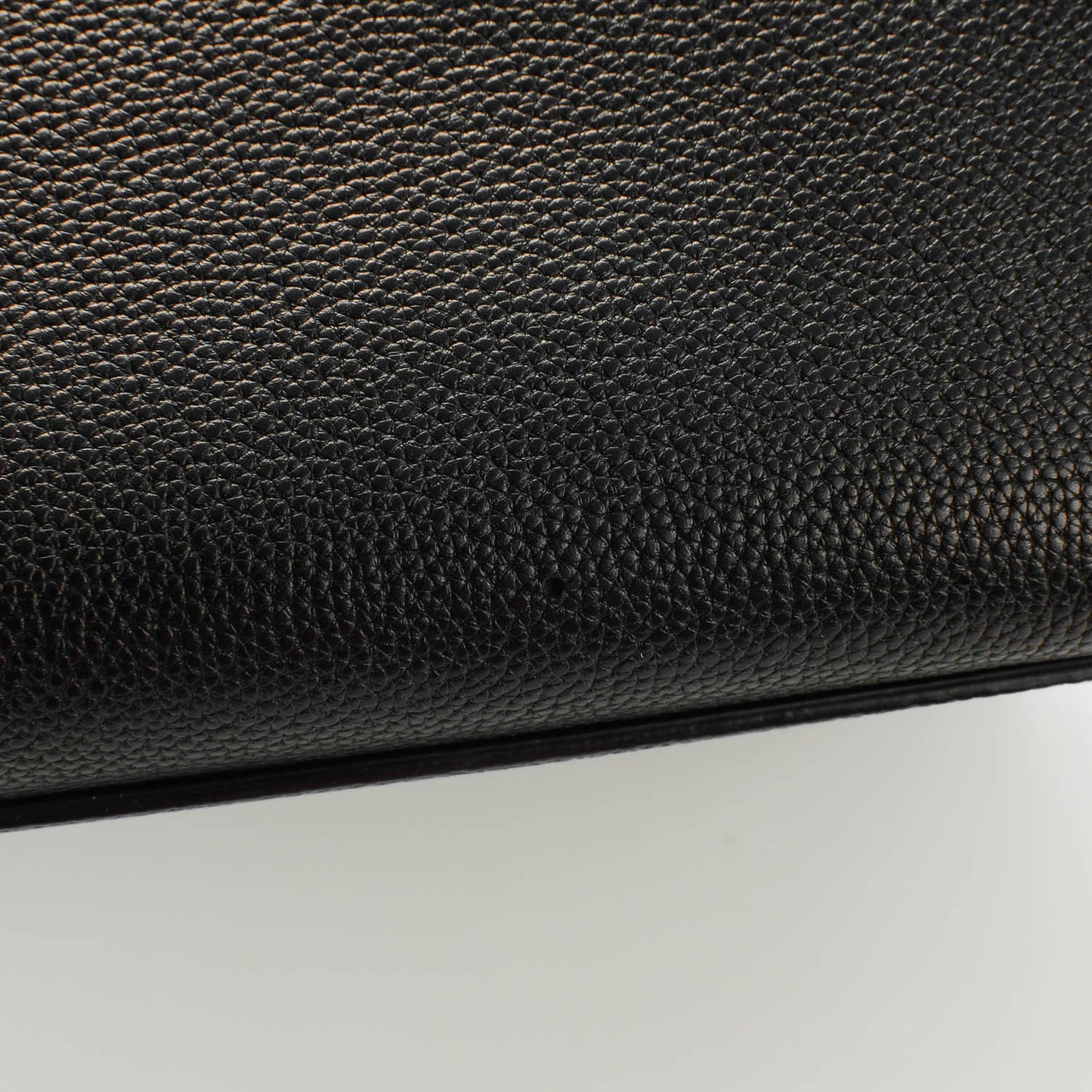 Drummed Calfskin Suede Small Trapeze Black