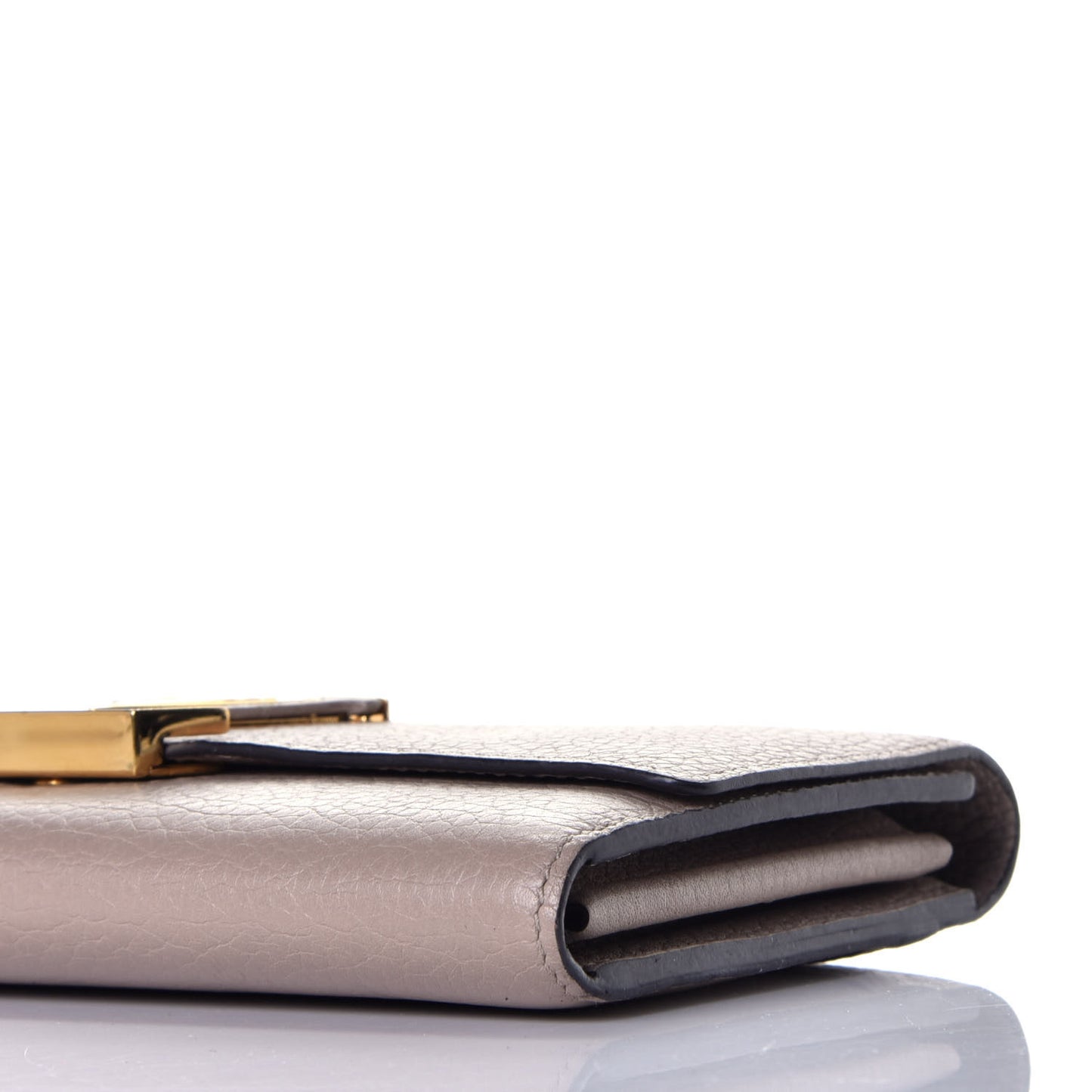 Taurillon Capucines Wallet Galet