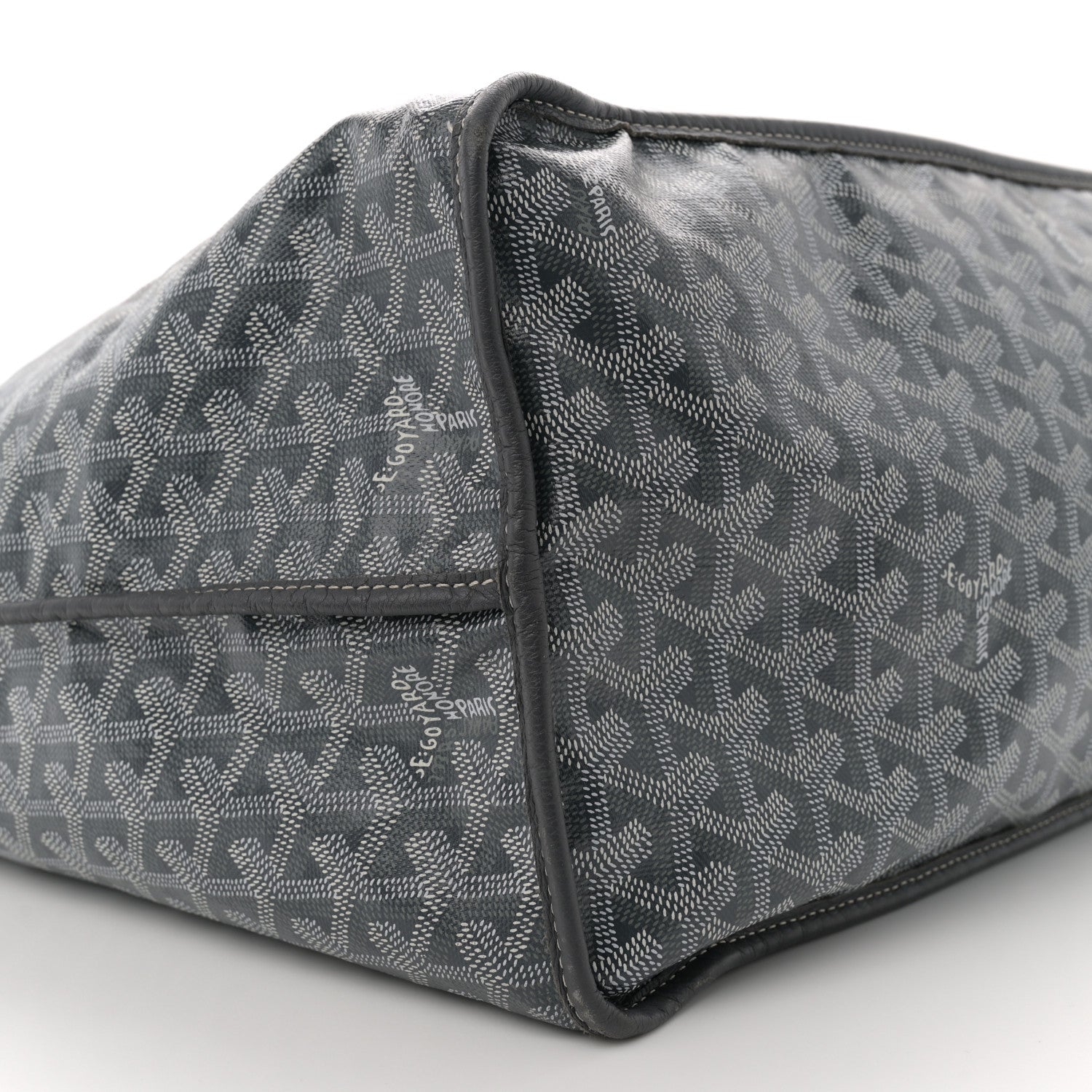 Goyard Goyardine Reversible Anjou GM Grey 14 of 22